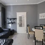 House Managers - Aura Appartement Sopot