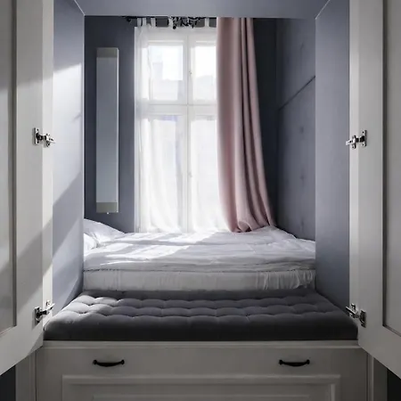 Apartament House Managers - Aura *