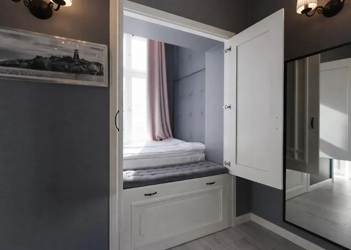 Apartament House Managers - Aura